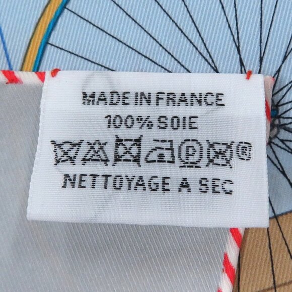 HERMES Carre Les becanes Rebecanes Size 70 Silk100% Blue/Red/Multicolor - Picture 6 of 6